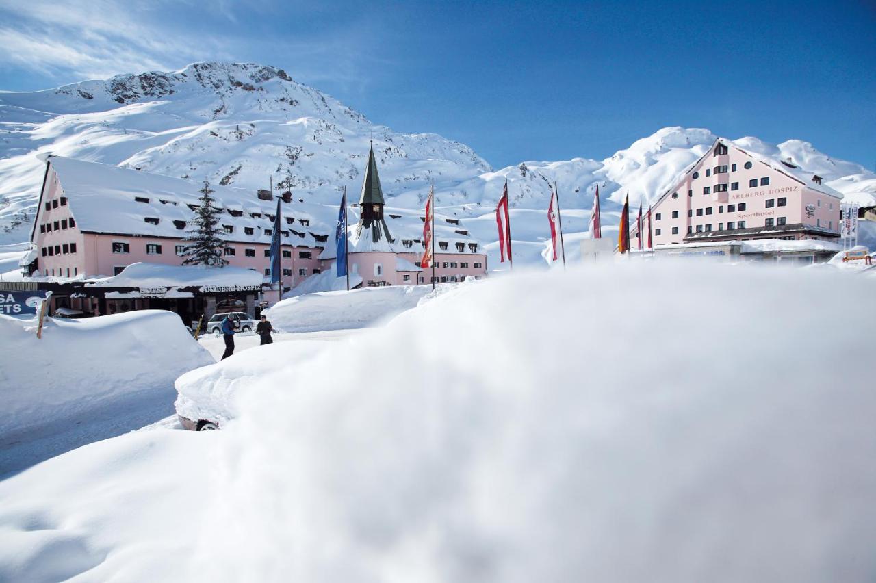 Hospiz Alm Residenzen Hotell Sankt Christoph Am Arlberg Exteriör bild