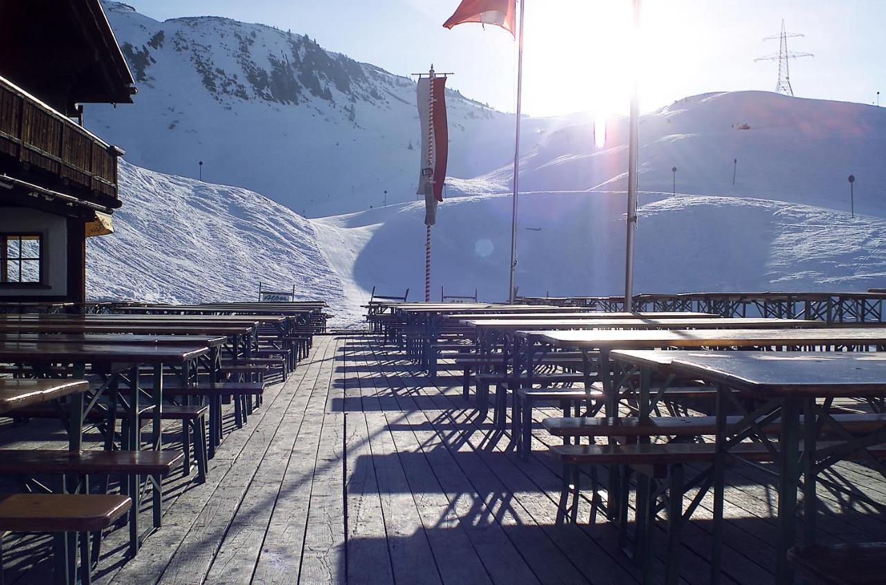 Hospiz Alm Residenzen Hotell Sankt Christoph Am Arlberg Exteriör bild